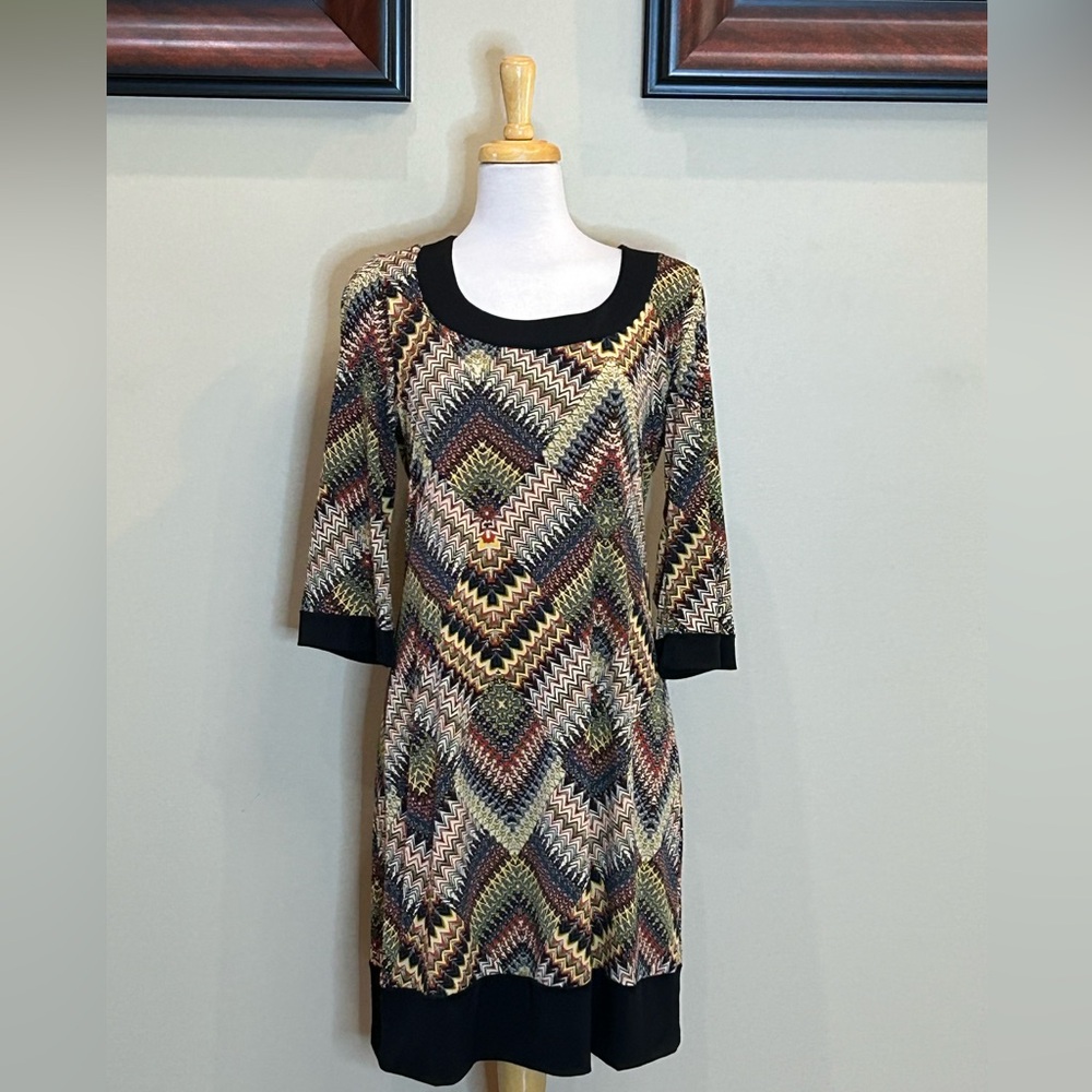 Tiana B. | Size Large Multicolor Geo/Chevron Pattern Dress